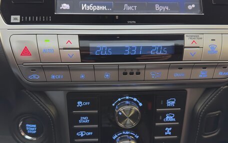 Toyota Land Cruiser Prado 150 рестайлинг 2, 2018 год, 5 050 000 рублей, 32 фотография