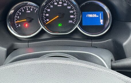 Renault Duster I рестайлинг, 2017 год, 980 000 рублей, 10 фотография