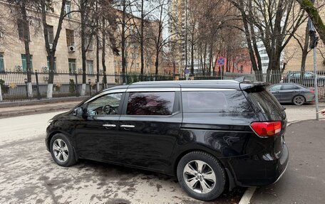 KIA Carnival III, 2016 год, 3 000 000 рублей, 3 фотография