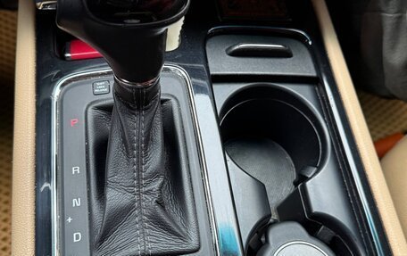 KIA Carnival III, 2016 год, 3 000 000 рублей, 18 фотография