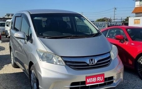 Honda Freed I, 2014 год, 732 000 рублей, 1 фотография