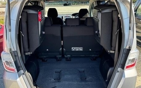 Honda Freed I, 2014 год, 732 000 рублей, 6 фотография