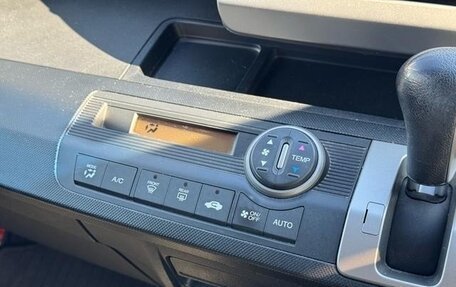 Honda Freed I, 2014 год, 732 000 рублей, 24 фотография