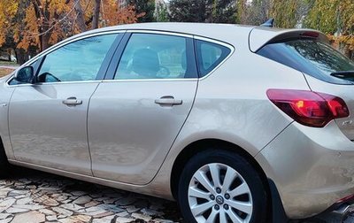 Opel Astra J, 2011 год, 750 000 рублей, 1 фотография