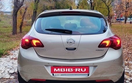 Opel Astra J, 2011 год, 750 000 рублей, 2 фотография