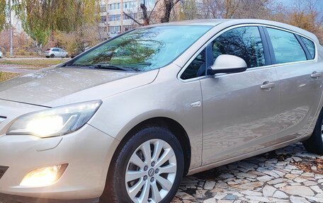 Opel Astra J, 2011 год, 750 000 рублей, 6 фотография