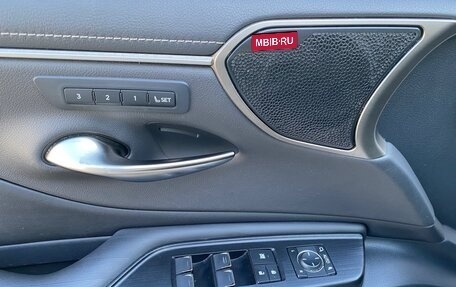 Lexus ES VII, 2021 год, 5 500 000 рублей, 6 фотография