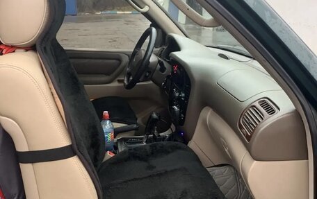 Toyota Land Cruiser 100 рестайлинг 2, 2000 год, 1 580 000 рублей, 7 фотография