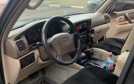 Toyota Land Cruiser 100 рестайлинг 2, 2000 год, 1 580 000 рублей, 12 фотография