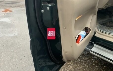 Toyota Land Cruiser 100 рестайлинг 2, 2000 год, 1 580 000 рублей, 11 фотография