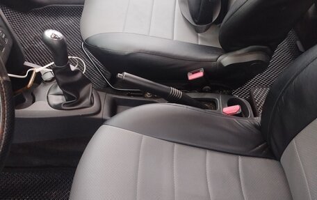 Renault Logan II, 2017 год, 850 000 рублей, 22 фотография