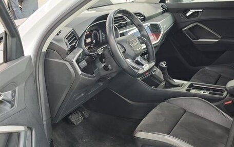 Audi Q3, 2022 год, 2 500 000 рублей, 7 фотография