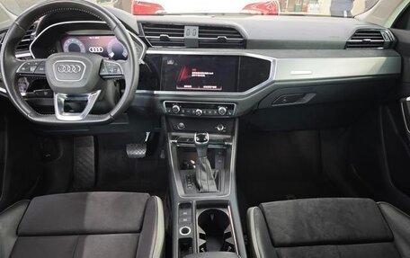 Audi Q3, 2022 год, 2 500 000 рублей, 9 фотография