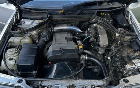 Mercedes-Benz E-Класс, 1995 год, 400 000 рублей, 5 фотография