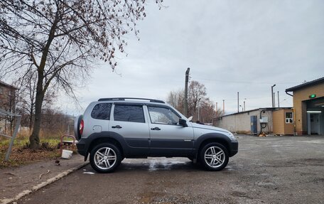 Chevrolet Niva I рестайлинг, 2015 год, 499 000 рублей, 4 фотография