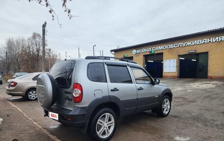 Chevrolet Niva I рестайлинг, 2015 год, 499 000 рублей, 5 фотография