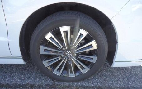 Honda Stepwgn, 2022 год, 2 800 000 рублей, 10 фотография