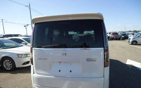 Honda Stepwgn, 2022 год, 2 800 000 рублей, 7 фотография