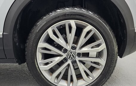 Volkswagen T-Roc I, 2021 год, 1 880 000 рублей, 6 фотография