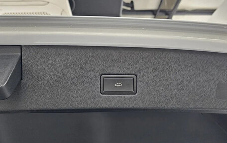 Volkswagen T-Roc I, 2021 год, 1 880 000 рублей, 5 фотография