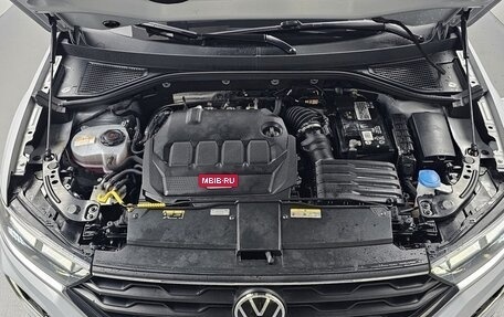 Volkswagen T-Roc I, 2021 год, 1 880 000 рублей, 7 фотография