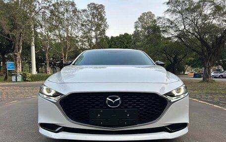 Mazda 3, 2023 год, 2 400 000 рублей, 3 фотография