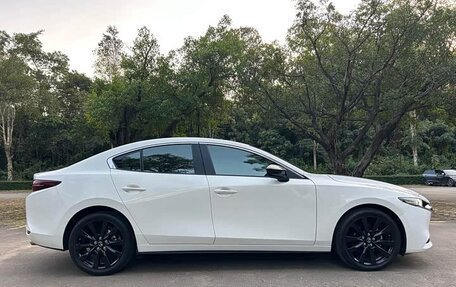 Mazda 3, 2023 год, 2 400 000 рублей, 4 фотография