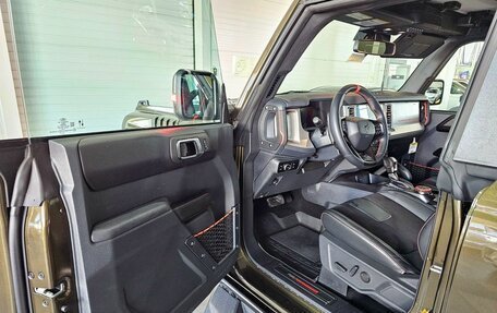 Ford Bronco, 2024 год, 13 499 000 рублей, 9 фотография