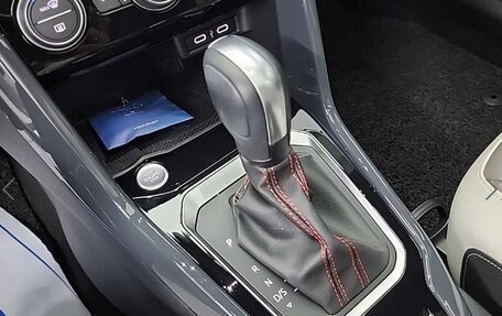 Volkswagen T-Roc I, 2021 год, 2 070 000 рублей, 13 фотография