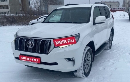 Toyota Land Cruiser Prado 150 рестайлинг 2, 2018 год, 5 450 000 рублей, 1 фотография
