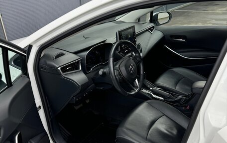 Toyota Corolla, 2021 год, 2 290 000 рублей, 2 фотография