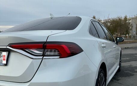 Toyota Corolla, 2021 год, 2 290 000 рублей, 10 фотография