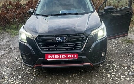 Subaru Forester, 2023 год, 4 000 000 рублей, 5 фотография