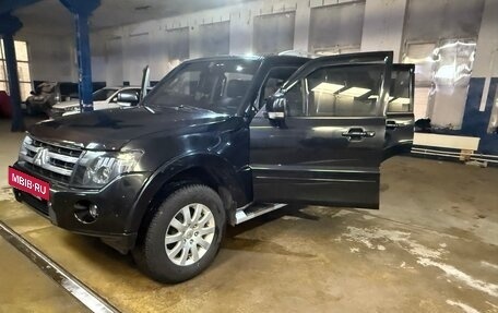 Mitsubishi Pajero IV, 2008 год, 1 600 000 рублей, 11 фотография