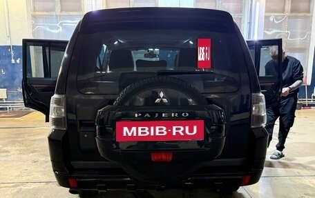 Mitsubishi Pajero IV, 2008 год, 1 600 000 рублей, 10 фотография