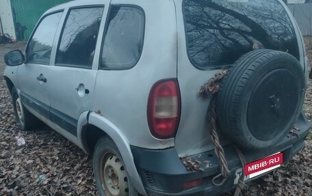 Chevrolet Niva I рестайлинг, 2005 год, 250 000 рублей, 3 фотография
