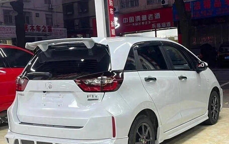 Honda Fit, 2021 год, 930 000 рублей, 4 фотография