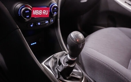 Hyundai Solaris II рестайлинг, 2011 год, 696 000 рублей, 16 фотография