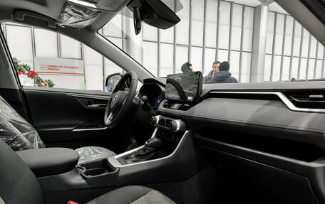 Toyota RAV4, 2025 год, 4 350 000 рублей, 13 фотография