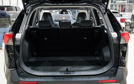 Toyota RAV4, 2025 год, 4 350 000 рублей, 12 фотография