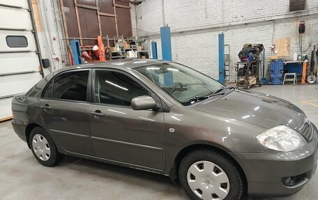 Toyota Corolla, 2005 год, 530 000 рублей, 5 фотография