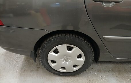 Toyota Corolla, 2005 год, 530 000 рублей, 11 фотография