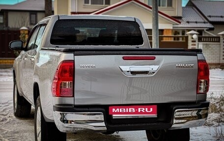 Toyota Hilux VIII, 2015 год, 1 940 000 рублей, 3 фотография