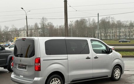 Peugeot Traveller I, 2018 год, 1 980 000 рублей, 9 фотография