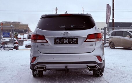Hyundai Santa Fe III рестайлинг, 2018 год, 2 170 000 рублей, 5 фотография