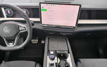 Volkswagen Teramont, 2025 год, 6 400 000 рублей, 28 фотография