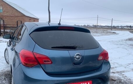 Opel Astra J, 2013 год, 650 000 рублей, 3 фотография