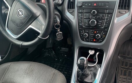 Opel Astra J, 2013 год, 650 000 рублей, 9 фотография