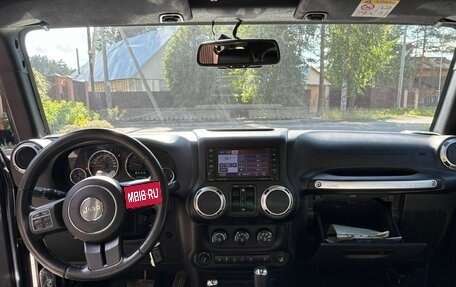 Jeep Wrangler, 2016 год, 3 400 000 рублей, 17 фотография