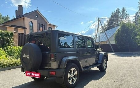 Jeep Wrangler, 2016 год, 3 400 000 рублей, 32 фотография